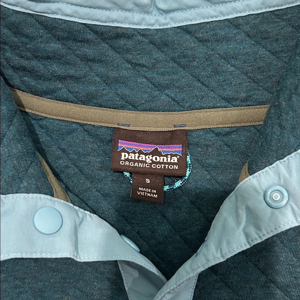 Patagonia Quilted Pullover - image 3